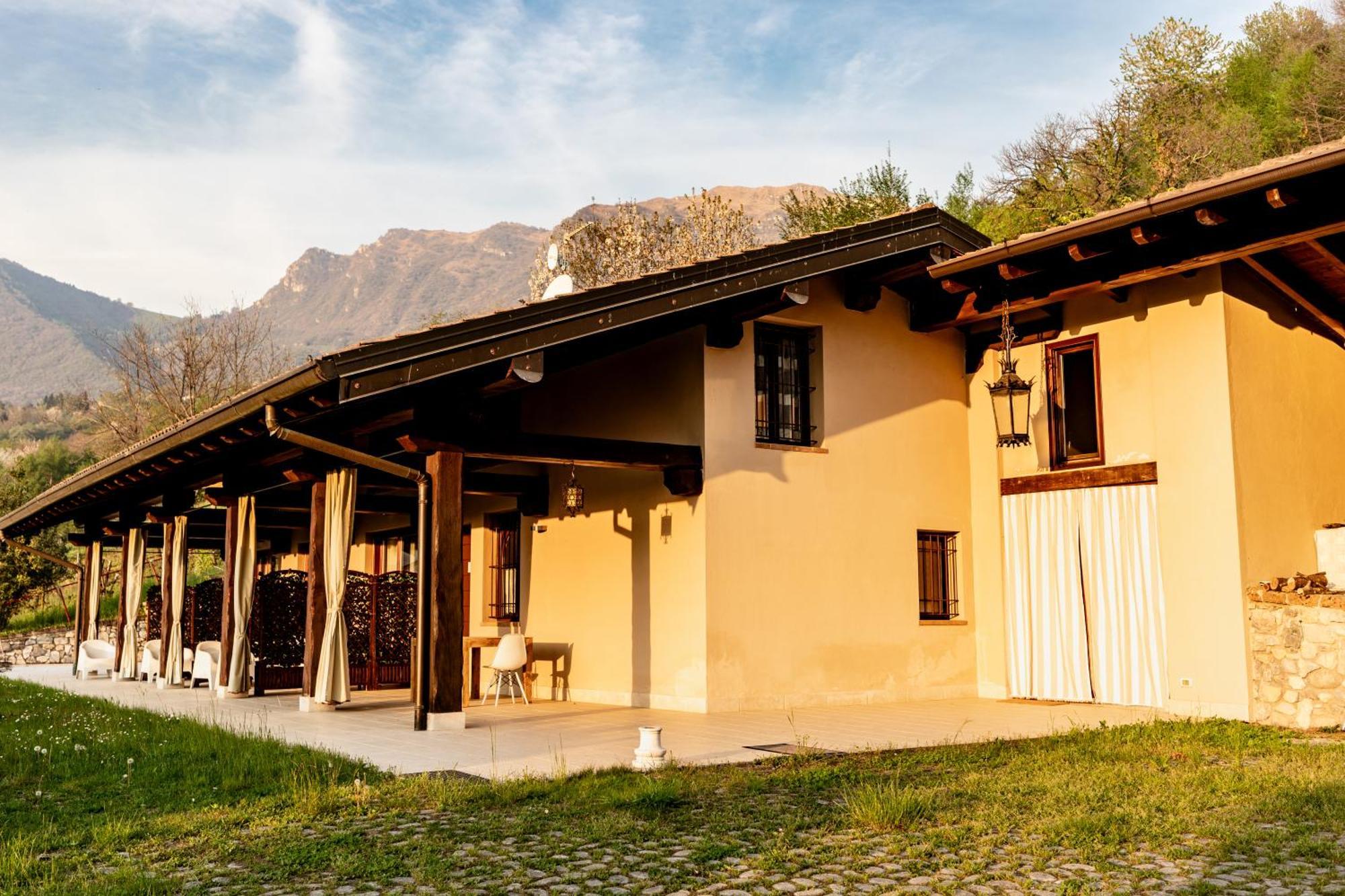 Agriturismo Da Gesi Sale Marasino Eksteriør billede